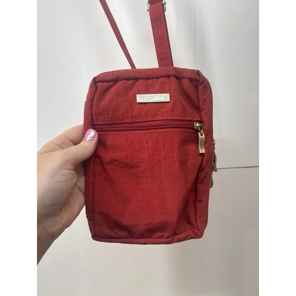 Baggallini Red Crossbody Bag (6x8)